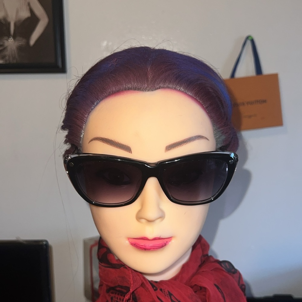 Official Balmain sunglasses